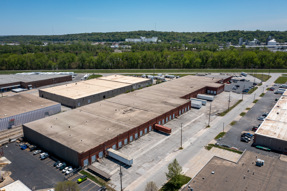 Side aerial view of CTW Logistics facility and dock doors